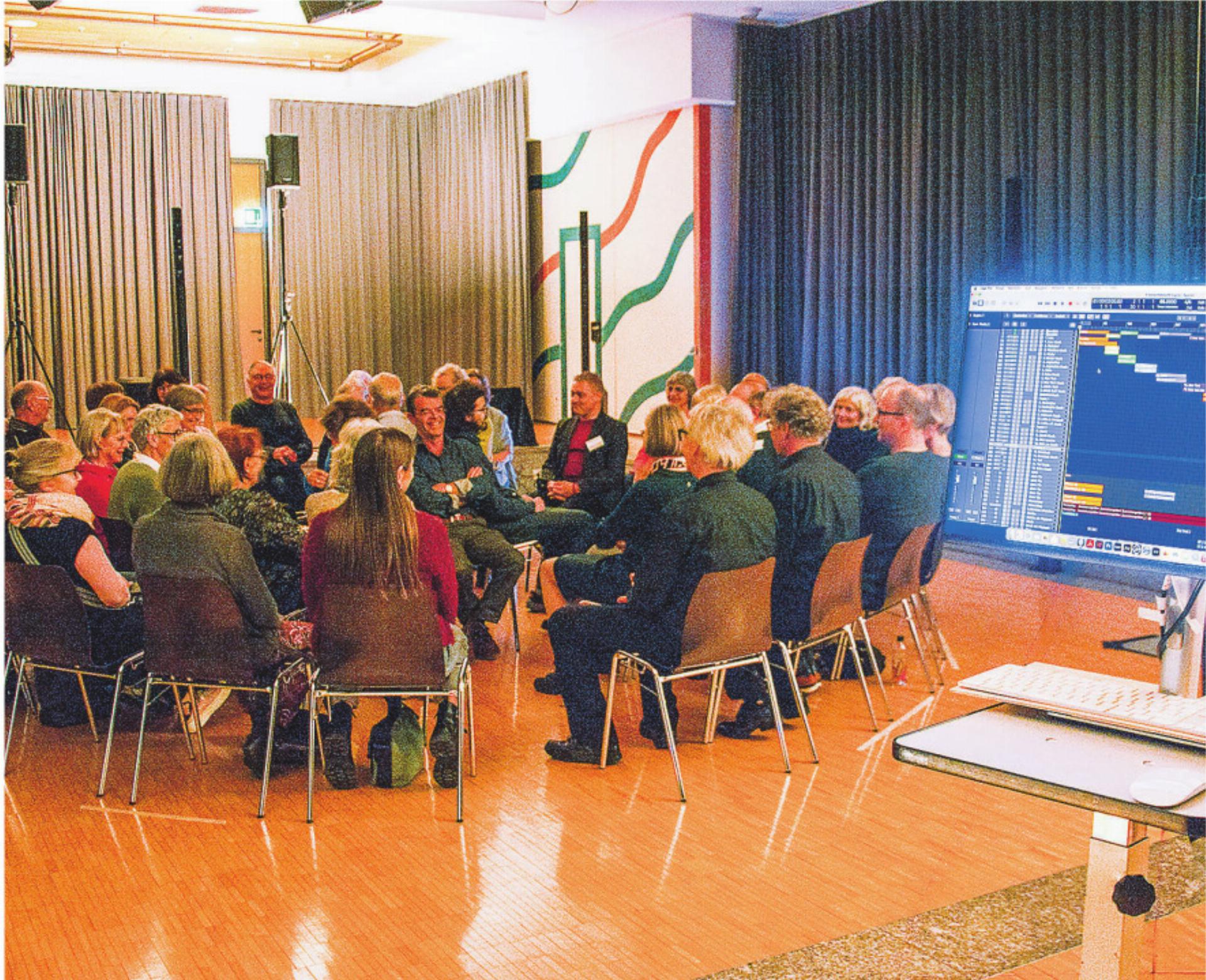 LEBENSKLANG berührt Publikum mit neuartiger Klangpoesie - Das Bild wird blockiert. – Möglicherweise durch einen aktiven Adblocker.