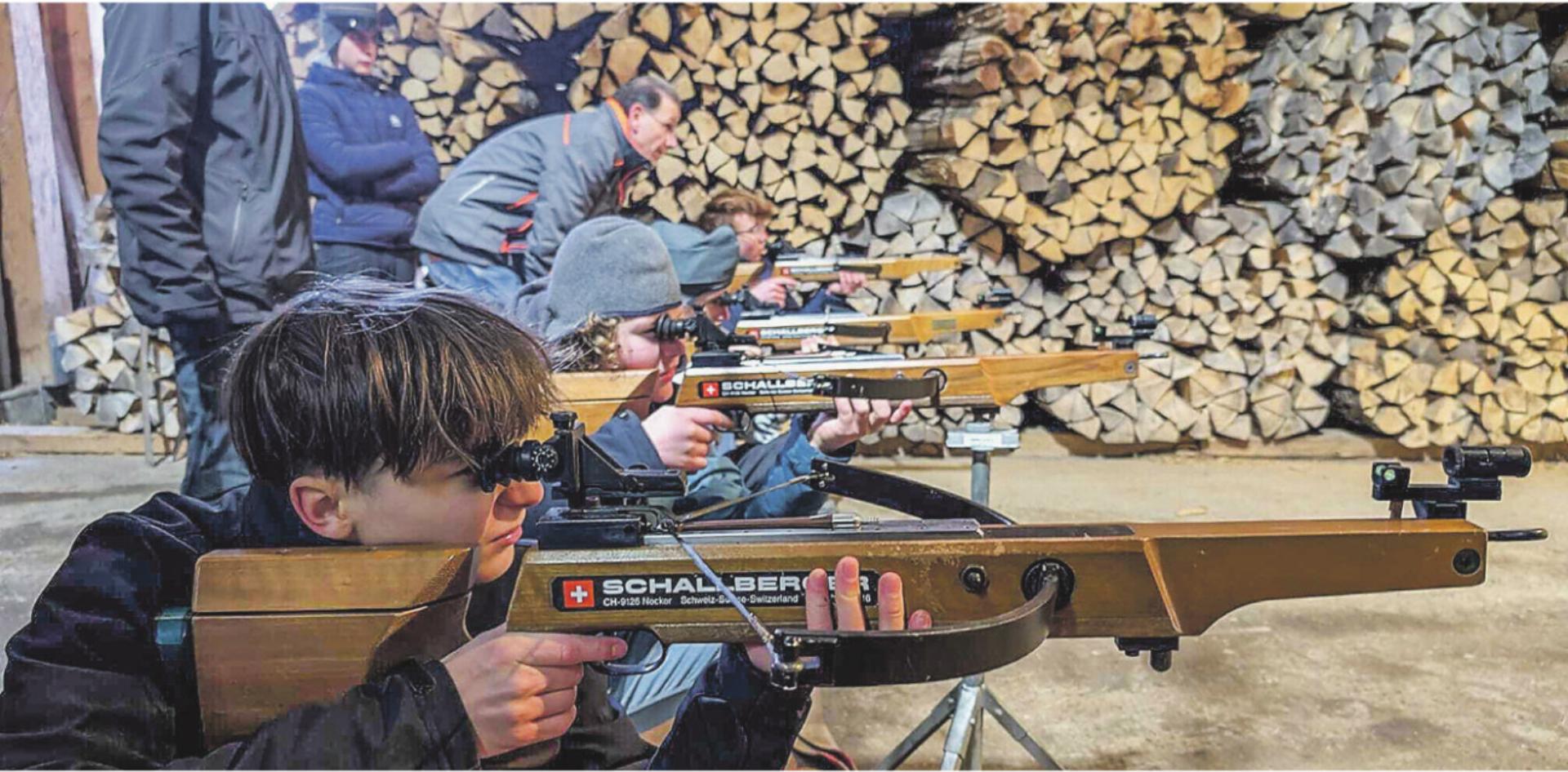 Spannende Übungen für die Äschlibuebe - Das Bild wird blockiert. – Möglicherweise durch einen aktiven Adblocker.