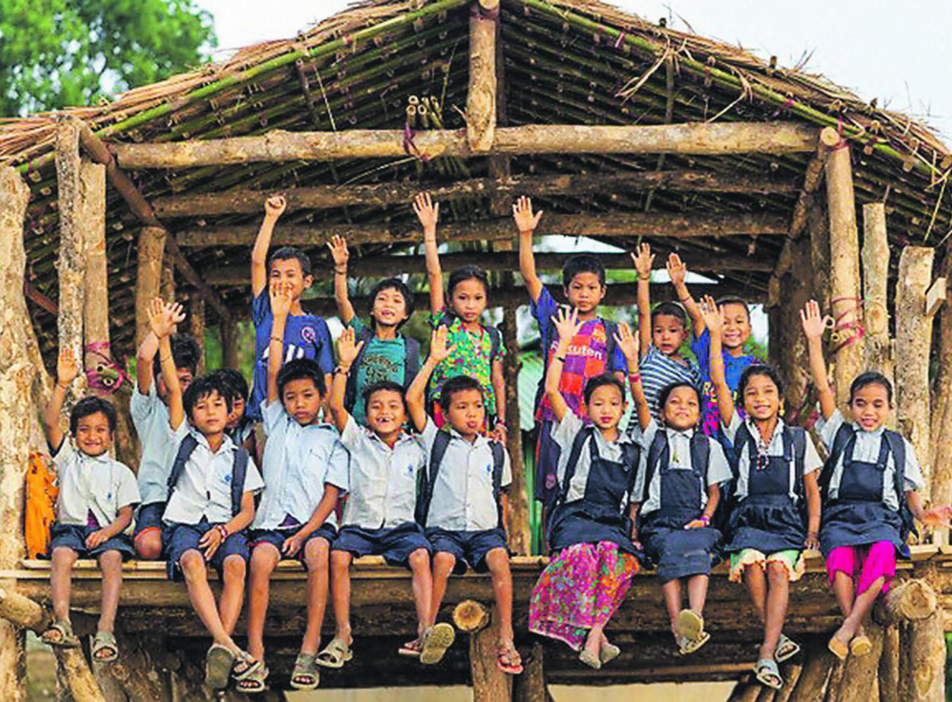 Dorfschule mit Kindern der Chittagong Hill Tracts in Bangladesch. Bild: zvg