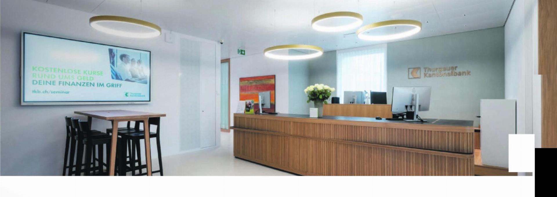 ZURÜCK IM HERZEN VON AADORF DER NEUE STANDORT VERBINDET BANKBERATUNG, WOHNEN UND NACHHALTIGKEIT