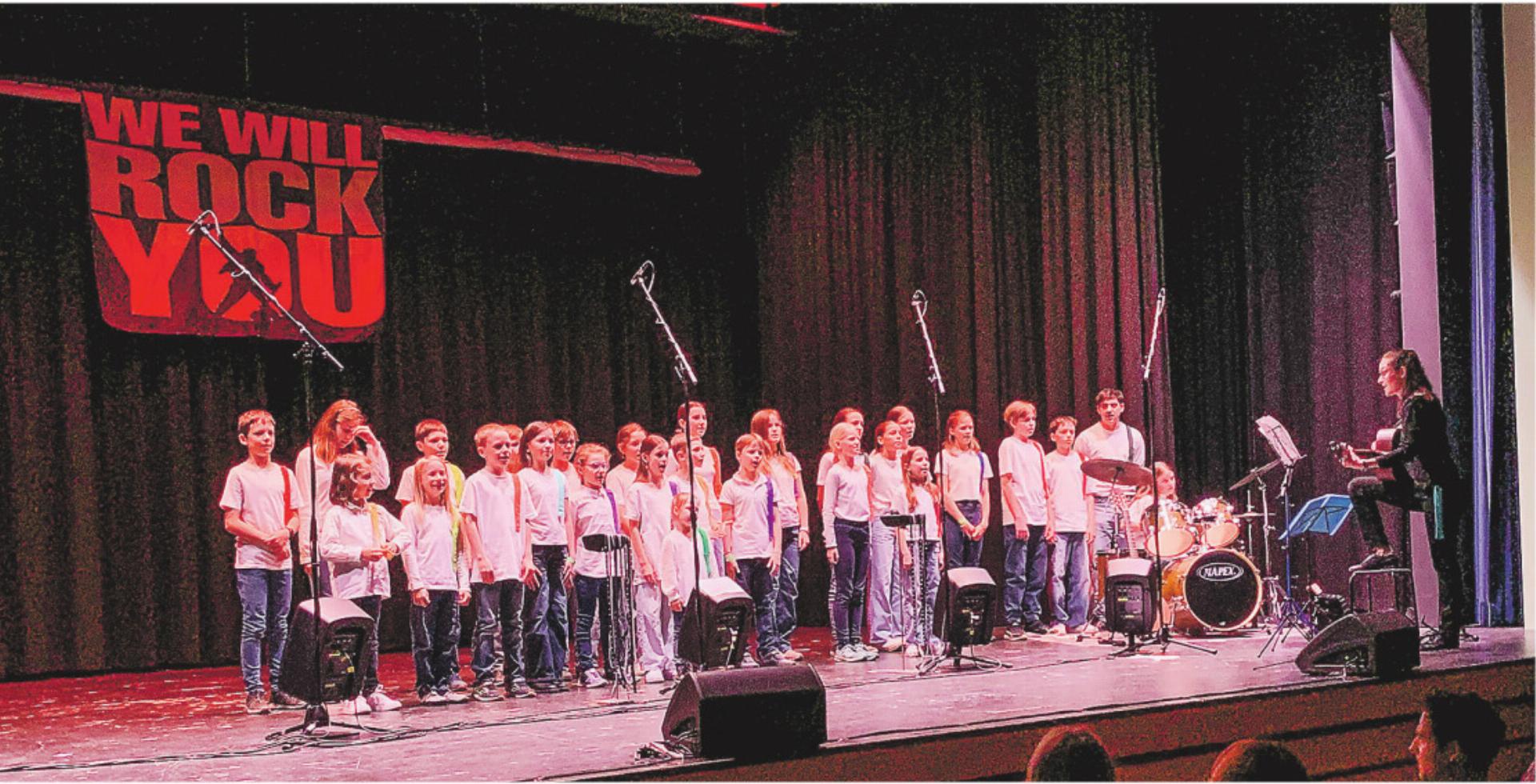 Rock, Emotionen und volle Ränge - Das Bild wird blockiert. – Möglicherweise durch einen aktiven Adblocker.