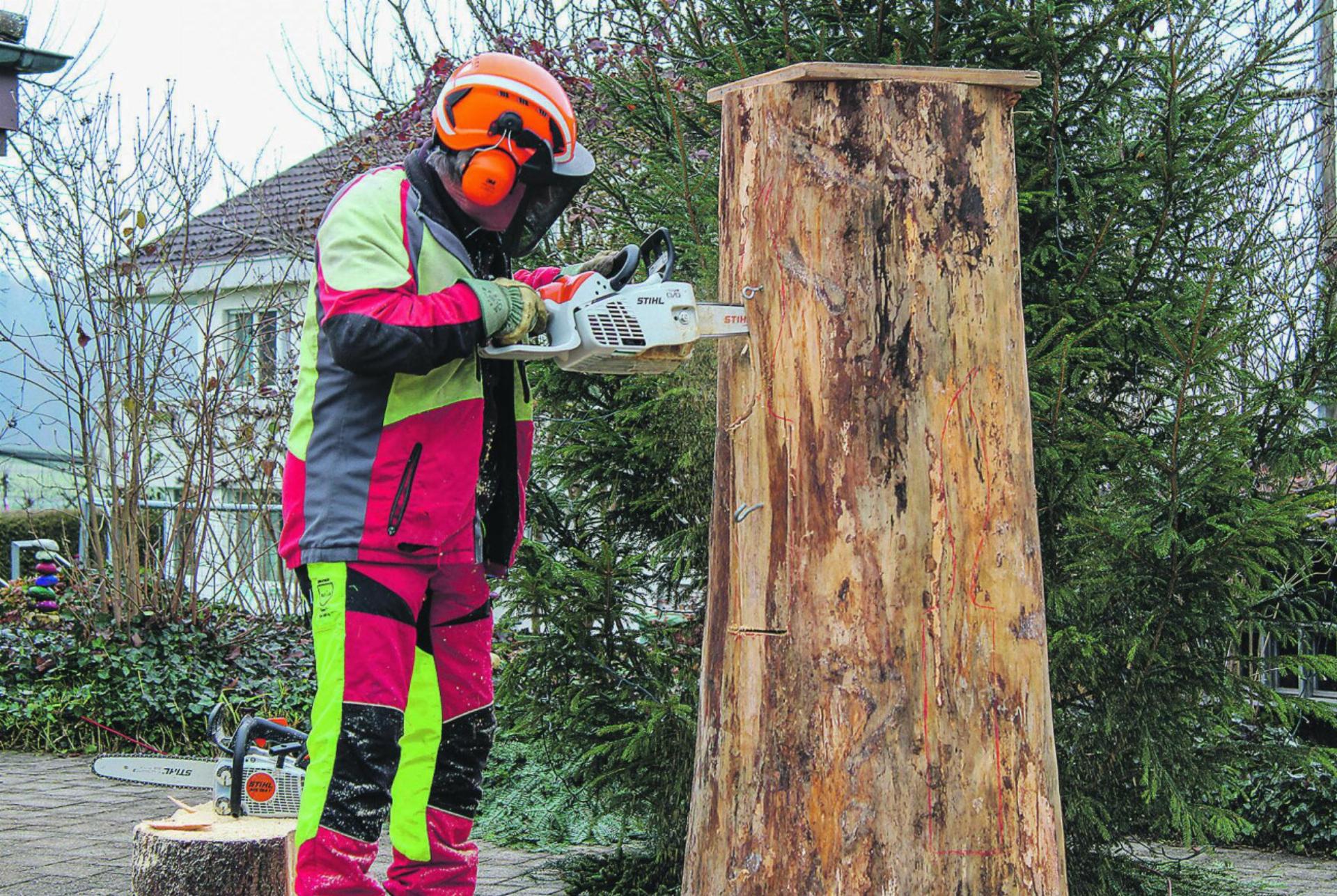 Ein Advent mit fliegenden Holzspänen - Das Bild wird blockiert. – Möglicherweise durch einen aktiven Adblocker.