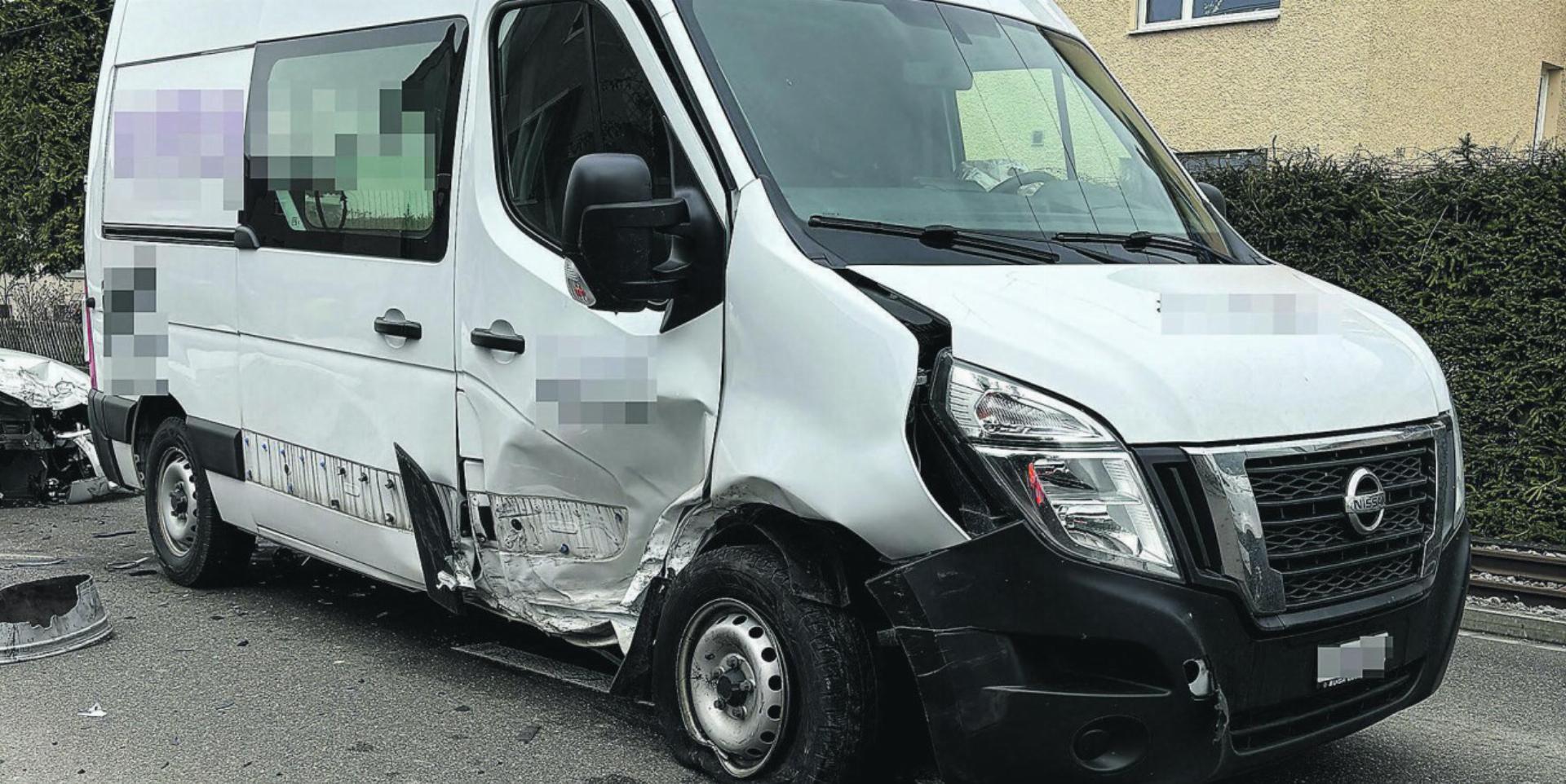 Verkehrsbehinderung nach Unfall