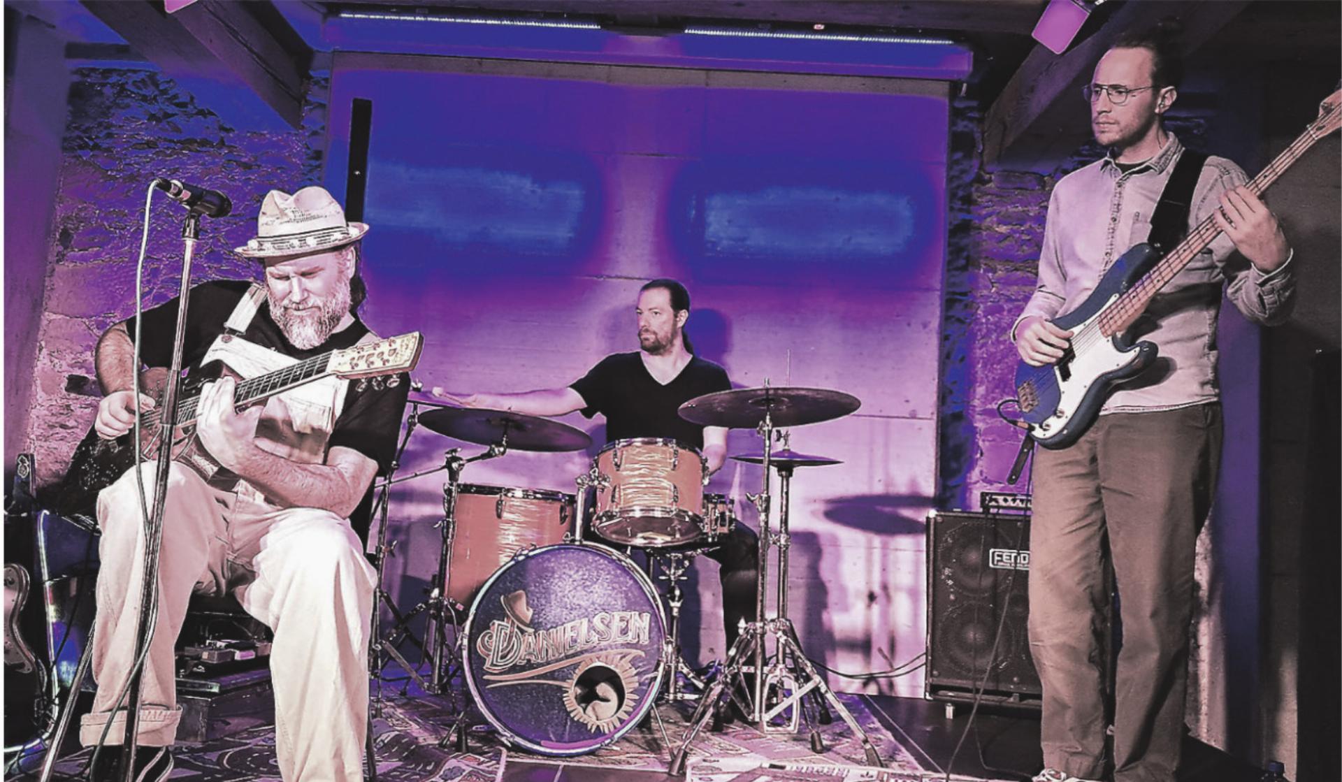 Blues aus Wien – rau, gefühlvoll und virtuos - Das Bild wird blockiert. – Möglicherweise durch einen aktiven Adblocker.