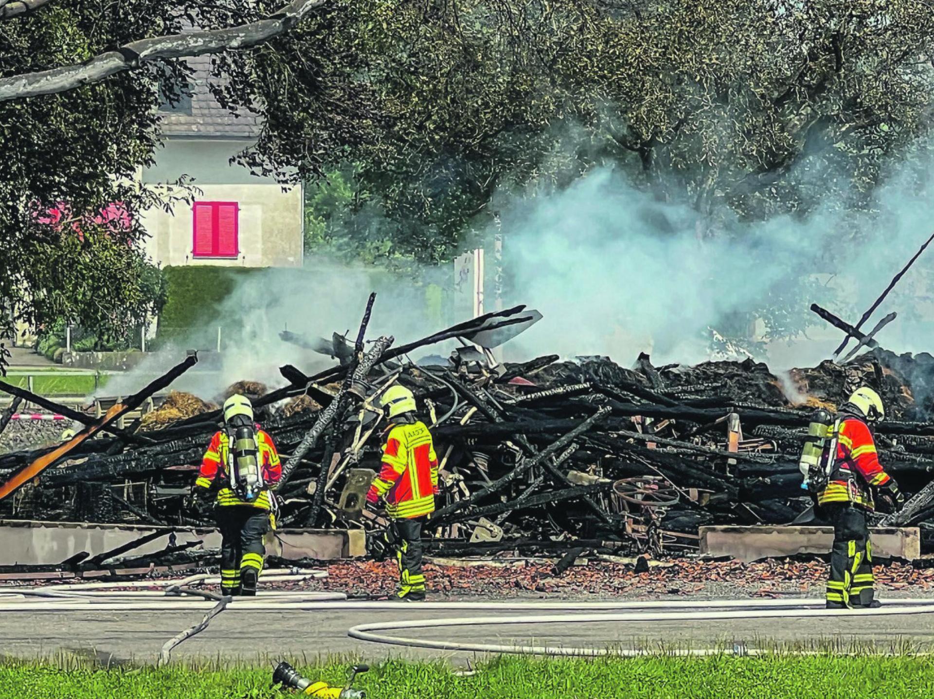 Holzscheune brannte wegen Gasbrenner nieder