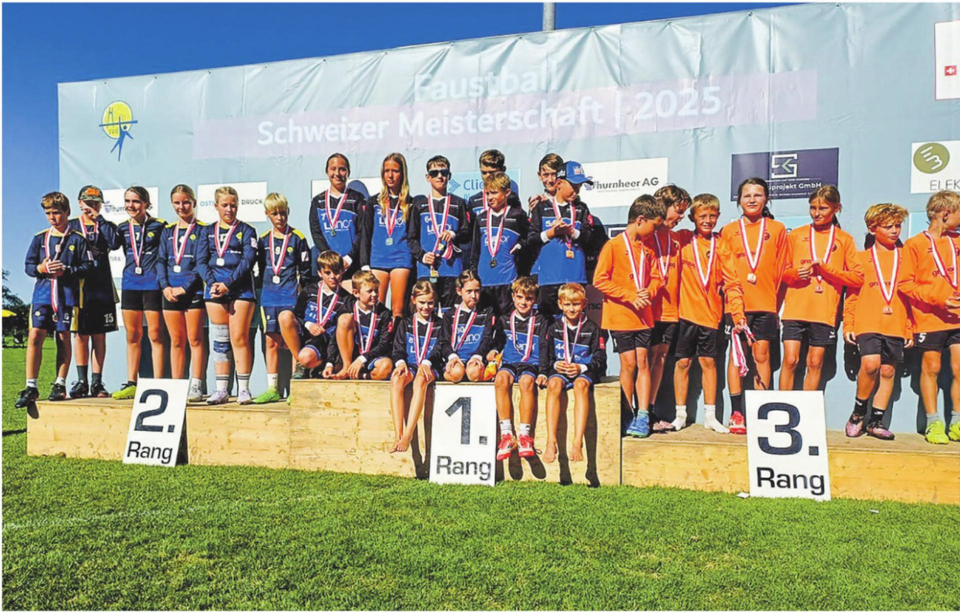 Gold für die U10 und U12 des FBV Ettenhausen an der Schweizermeisterschaft - Das Bild wird blockiert. – Möglicherweise durch einen aktiven Adblocker.