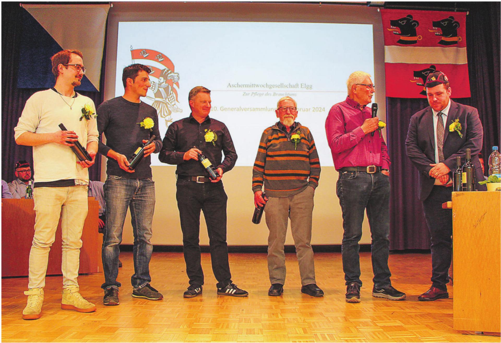 Die Hauptmannjubilare 2024 von links: Valentin Loser (10 Jahre), Jürg Bosshard (25), René Ott (30), Ueli Haag, (60), Bruno Bünzli (65), Toni Rebsamen (20).