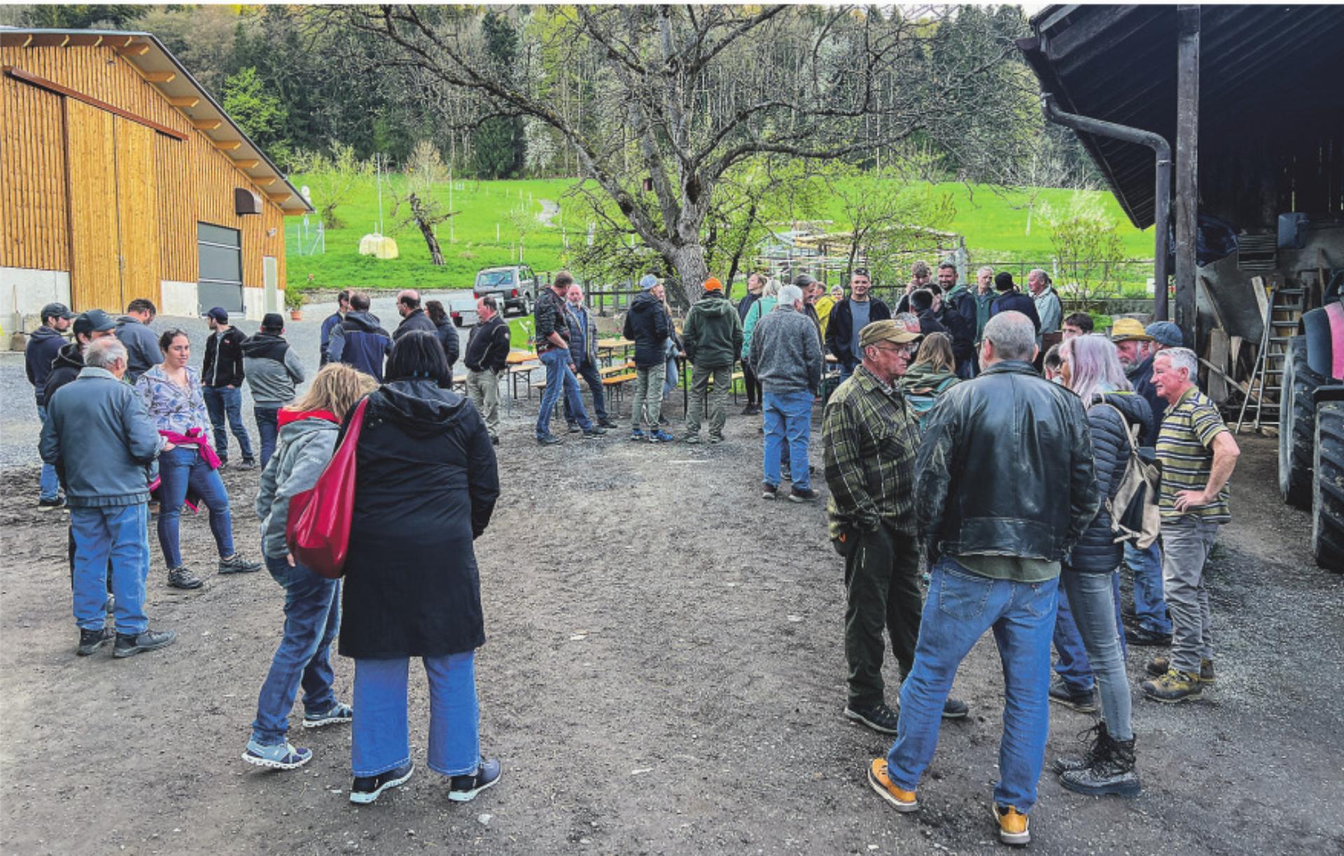 Massnahmen gegen Wildschäden vorgestellt - Das Bild wird blockiert. – Möglicherweise durch einen aktiven Adblocker.