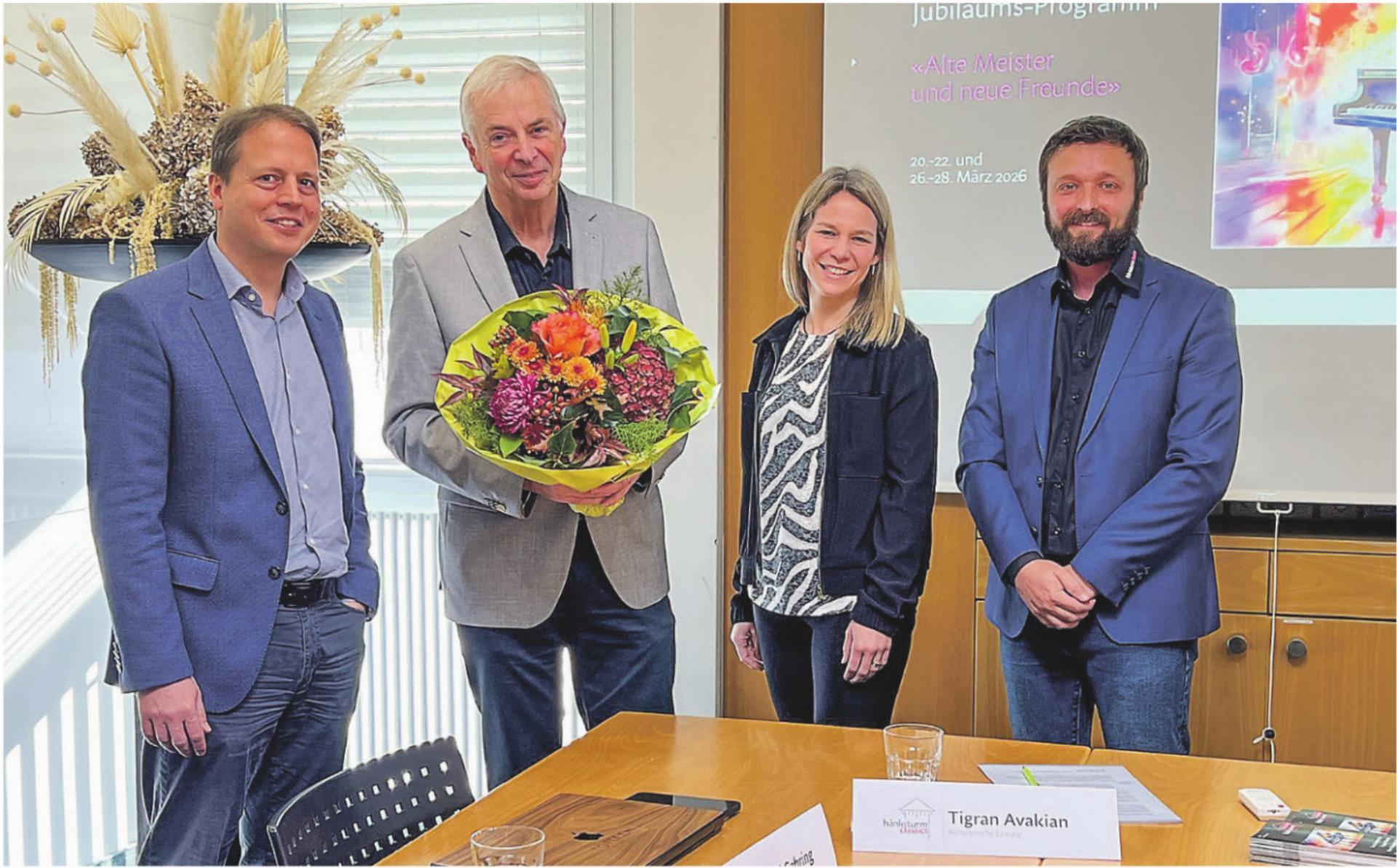 Buntes Bouquet mit hochkarätigen Musikern zum Jubiläum - Das Bild wird blockiert. – Möglicherweise durch einen aktiven Adblocker.