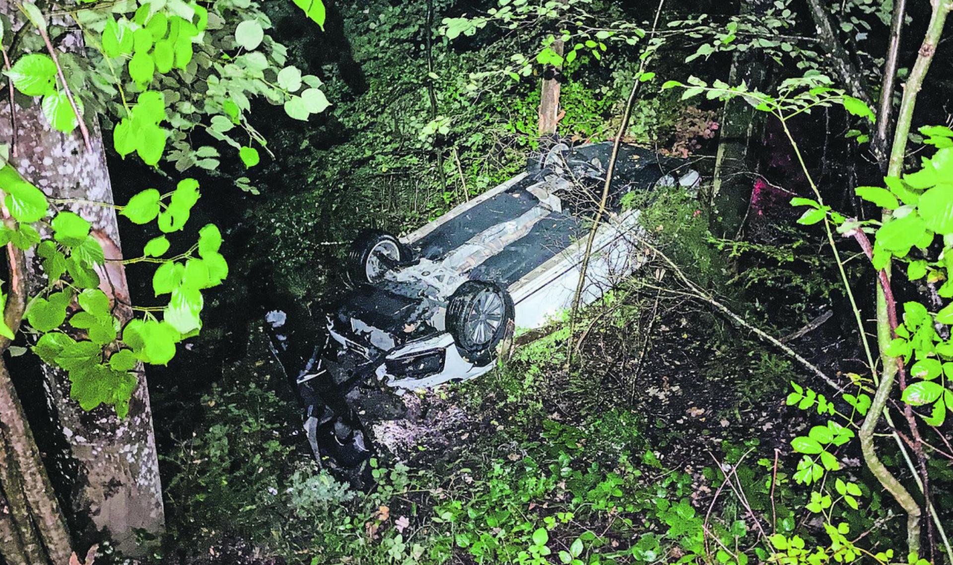 Der Autofahrer blieb beim Selbstunfall unverletzt. Bild: Kantonspolizei Thurgau