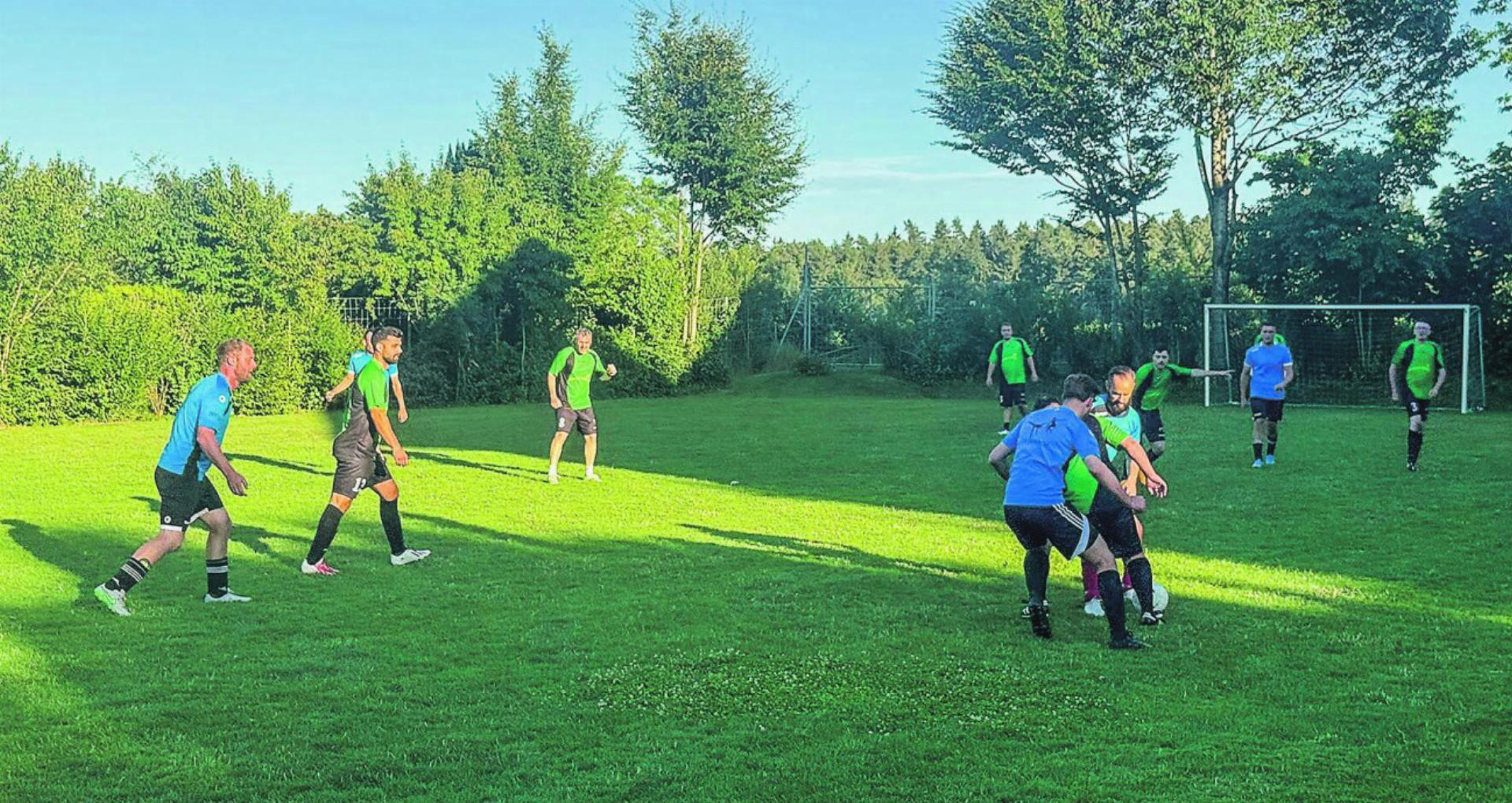 Zehn Jahre Fussballfreundschaft
