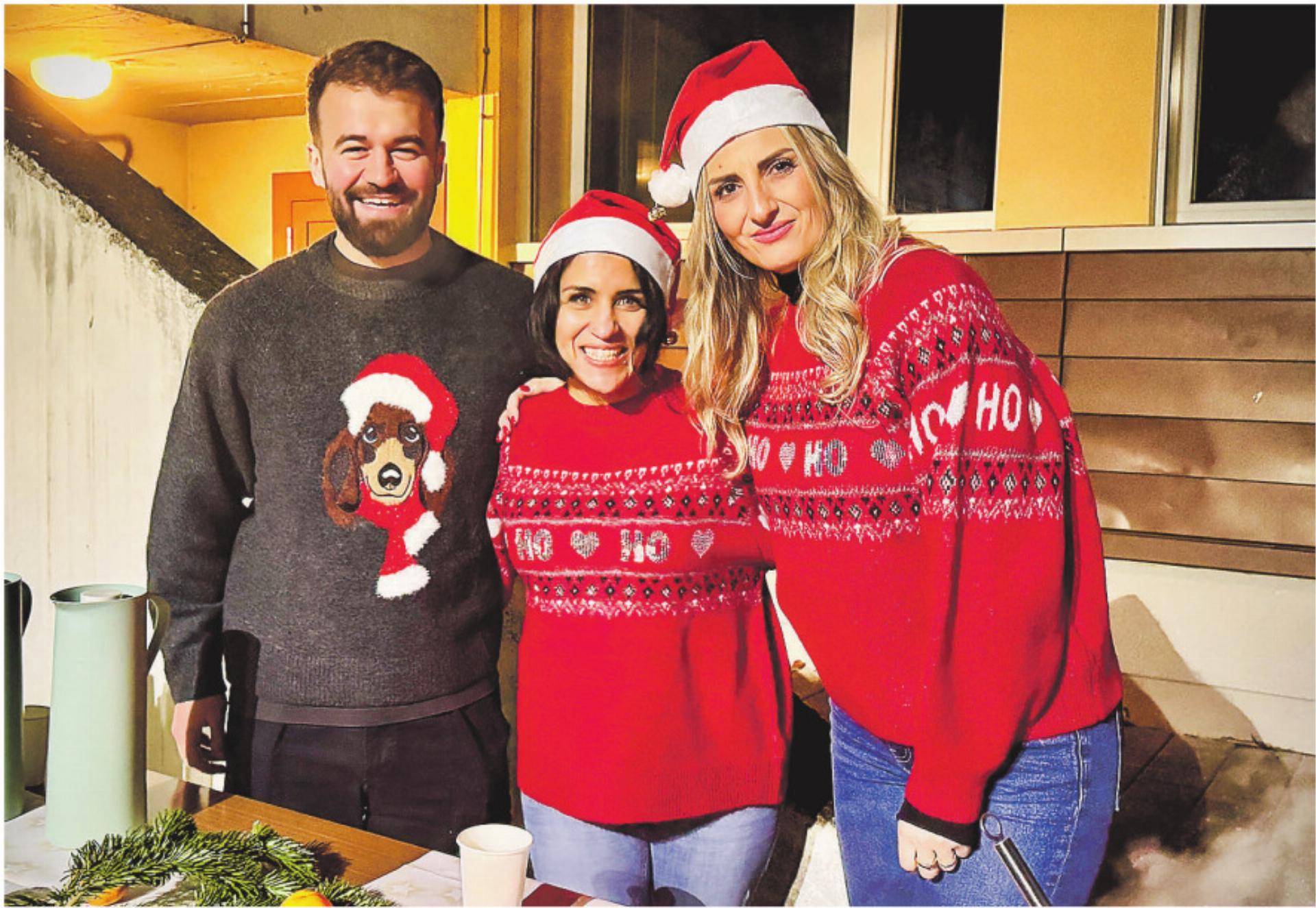 Punsch und Suppe beim Adventsfenster Nummer 18 - Das Bild wird blockiert. – Möglicherweise durch einen aktiven Adblocker.