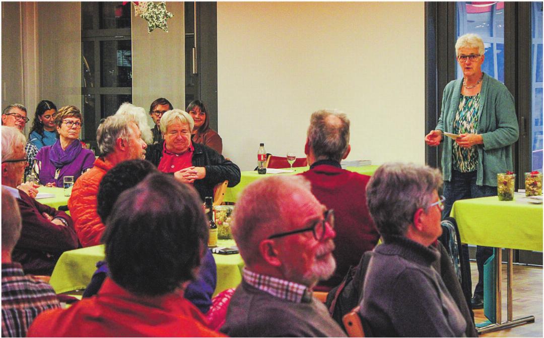 Gemeindepräsidentin Ruth Büchi-Vögeli richtete ein Lob an die Sponsoren. Bilder: Sarah Stutte Gemeindepräsidentin Ruth Büchi-Vögeli richtete ein Lob an die Sponsoren. Bilder: Sarah Stutte