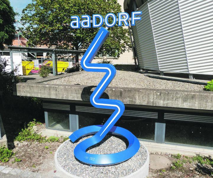 Diese Installation wurde da und dort zum Stein des Anstosses.