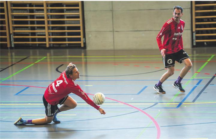 Wigoltingens Männer verschaffen sich mit zwei Siegen Luft am Tabellenende. Bild: Jessica Matuh/Swiss Faustball Wigoltingens Männer verschaffen sich mit zwei Siegen Luft am Tabellenende. Bild: Jessica Matuh/Swiss Faustball