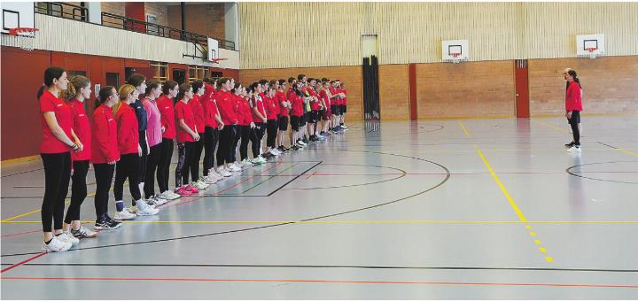 Begrüssung durch die beiden Oberturner.