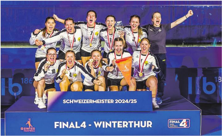 Jubeln am Ende wieder die Diepoldsauerinnen? Die Titelverteidigerinnen werden am Final4-Turnier hart gefordert. Bild: Fabio Baranzini/Swiss Faustball