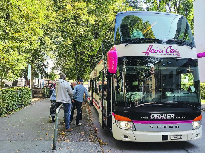 Der Chauffeur des Heini-Cars, der die Elgger Senioren nach Bregenz fuhr, Geri Hofer, ist selbst Mitglied der Seniorenvereinigung.