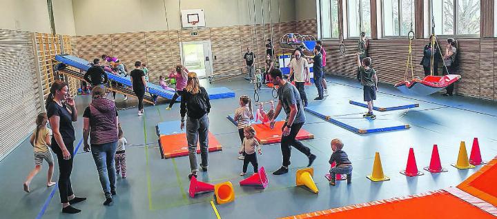 Dieses Jahr zum ersten Mal durchgeführt wurde der Anlass Fliz Kids in der Turnhalle.