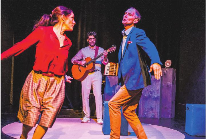 Mit viel Witz und Tempo wirft das zapzarap Trio in «Die Wunderübung» einen charmantentlarvenden Blick auf die Tücken der Liebe. Bild: zVg