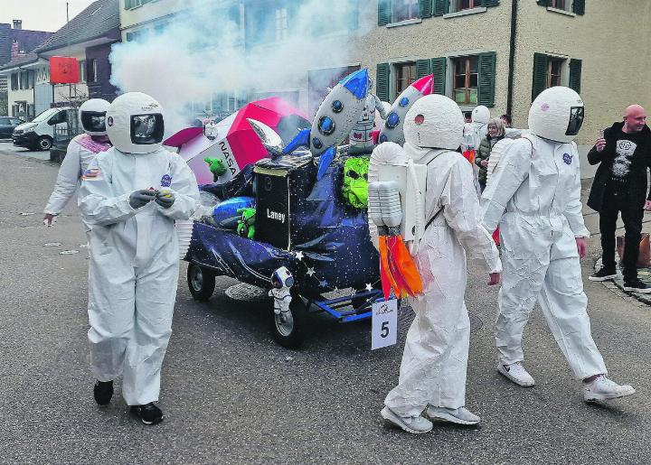 Alle sind beim Fasnachtsumzug Elgg willkommen.