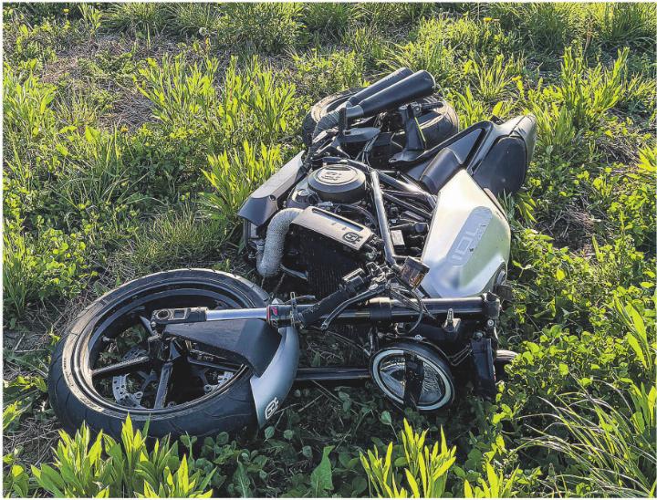 Bei der Kollision wurde der Motorradfahrer mittelschwer verletzt.