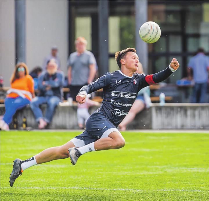 Captain Leon Heitz mit guter Defensivleistung. Bild: Elias Beck, Swiss Faustball