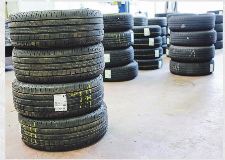 Die Sommerreifen sind bei Ihrem regionalen Garagisten bereit zur Montage.
Bild: Tim Reckmann, flickr.com