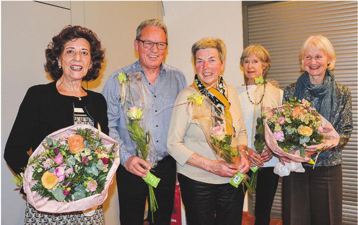 Erica Hollenstein (v.l.), Alfons Eisenring, Rosmarie Specker, Ursula Engesser und Marlis Nydegger. Bild: zVg