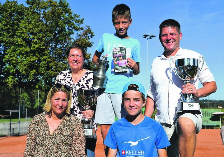 Clubmeister 2023 (von links): Sandra Messere, Susanne Berger, Vassilis Pothitakis, Simon Frei, Remus Frei. Bild: Stathis Pothitakis