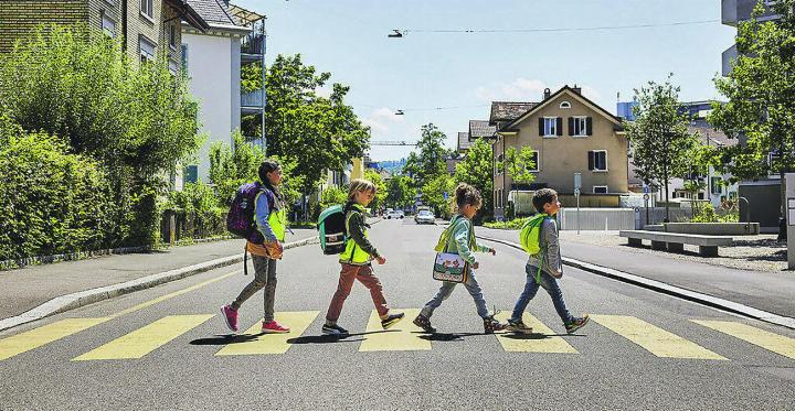 «Luege, Brämse, Halte»: die nationale Kampagne zum Schulbeginn. Bild: TCS Schweiz