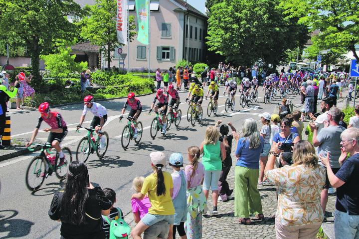 Momente aus der Durchfahrt der Tour de Suisse Bilder: Brigitte Kunz-Kägi