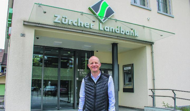ZLB-Bankleiter Jürg Randegger freut sich über den Zuspruch der Bevölkerung in schwierigen Zeiten. Bild: Sarah Stutte