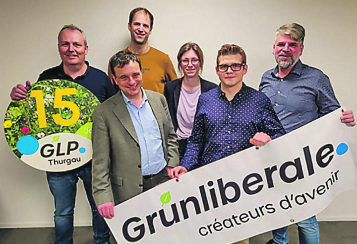 Michael Haldemann, Roland Büchi (Präsident), Raphael Golder (Mitgliederverwaltung), Patricia Künzle (Aktuarin), Sven Mosimann (Vizepräsident), Stefan Brunner (neuer Gemeinderat Aadorf). Bild: zvg