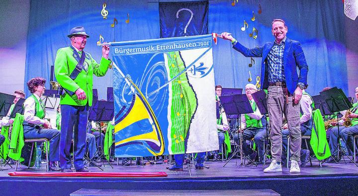 Unter dem Motto «Wo ist UKW?» lädt die Bürgermusik Ettenhausen zu einem musikalisch-abenteuerlichen Abend mit Hits, Tombola und Tanz. Bild: Yves Wiesmann