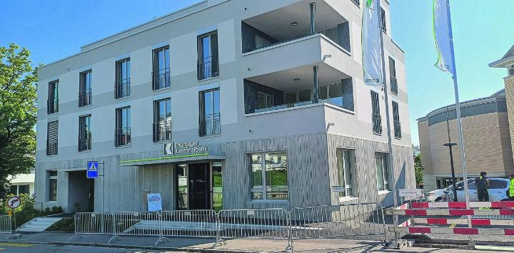 Der TKB-Neubau beim Aadorfer Gemeindeplatz.