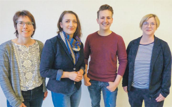 Für die Ersatzwahl in die Schulbehörde kandidieren Tanja Zünd-Sauter, Beata Schmid, Enrique Castelar und Nicole Töngi-Meng (von links). Bild: Kurt Lichtensteiger