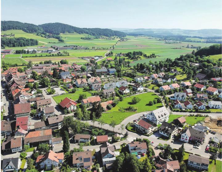 Der Dorfverein engagiert sich mit vielfältigen Anlässen für ein lebendiges Miteinander im Dorf. Bild: Archivbild EAZ