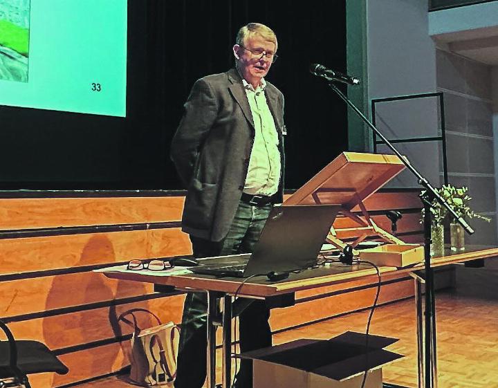 Der neue Präsident des Spitex-Vereins Aadorf, Christian Blattner, wurde ohne Gegenstimme gewählt. Bilder: Julia Mantel