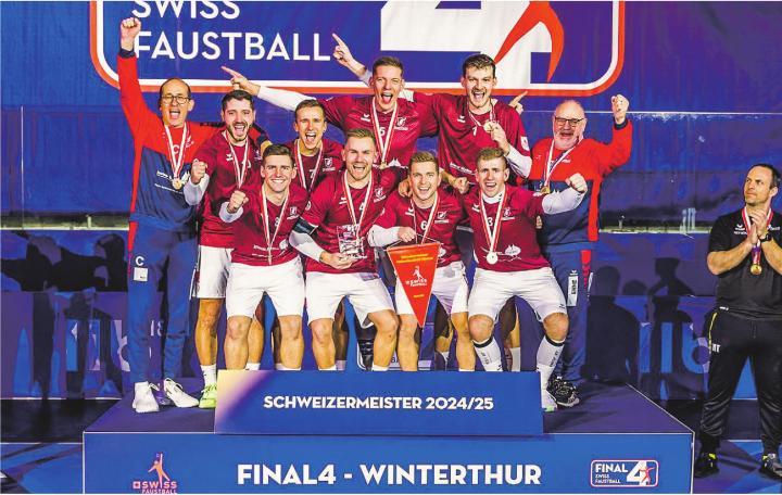 Die Oberentfelder Männer starten als Titelverteidiger – die Konkurrenz ist jedoch stark. Bild: Fabio Baranzini/Swiss Faustball Die Oberentfelder Männer starten als Titelverteidiger – die Konkurrenz ist jedoch stark. Bild: Fabio Baranzini/Swiss Faustball
