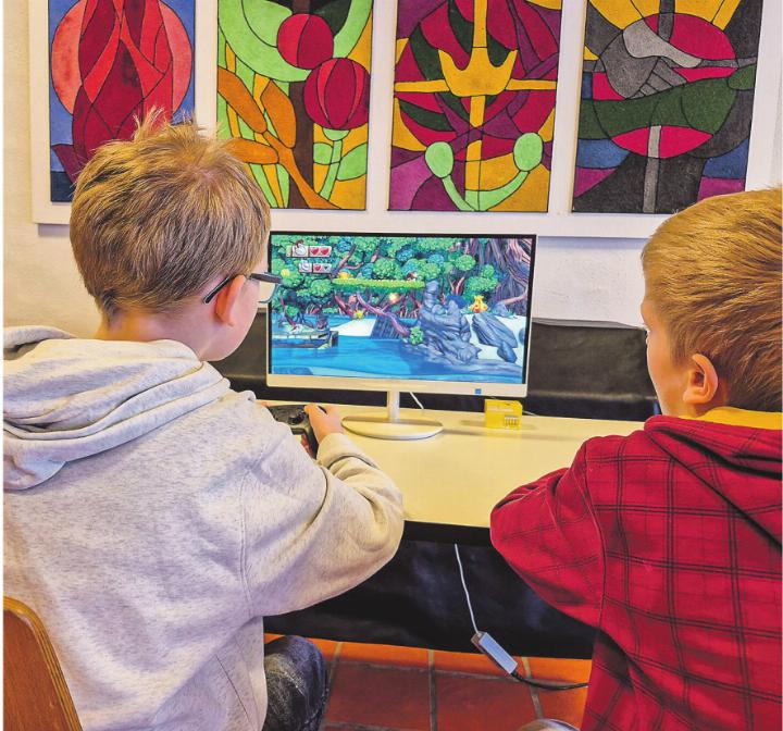 Kinder und Jugendliche konnten am dritten Gaming-Nachmittag in der katholischen Kirche Elgg spielen. Bild: zVg