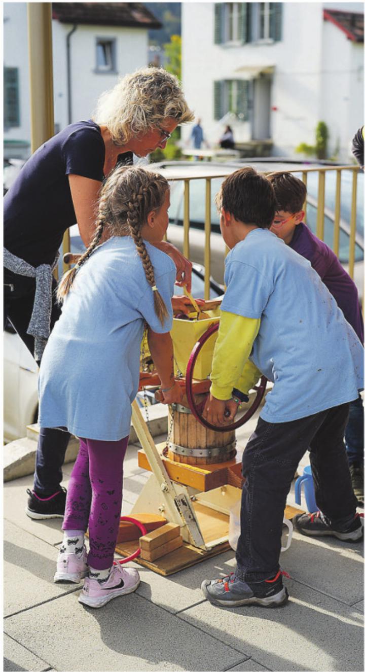 Die Kinder können sich auf gemeinsame Spiele, Bastelarbeiten, Lieder und viel Spass bei den Kinderwochen in Kollbrunn freuen. Bild: zVg