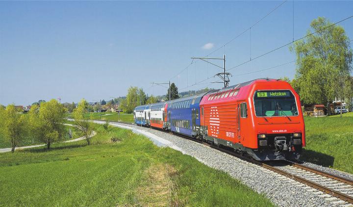 Die Zufriedenheit mit der Qualität des öffentlichen Verkehrs im ZVV-Gebiet ist weiterhin sehr hoch. Bild: Wikimedia