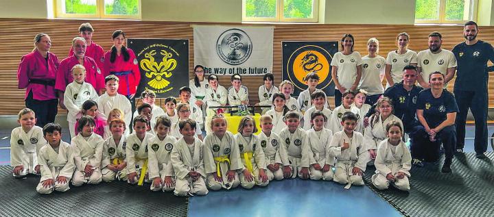 Der Rapa Nui Self-Defense Club hat am vergangenen Samstag, erfolgreich einen Lehrgang in Aadorf durchgeführt. Bild: zVg