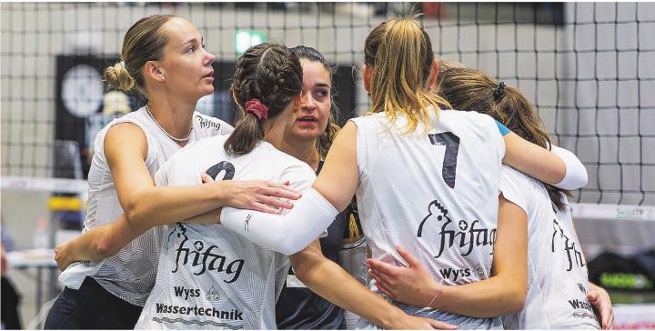 Volley Aadorf zeigte in Lausanne viel Einsatz und Teamgeist, konnte den Favoritinnen von Lausanne UC aber letztlich nichts entgegensetzen. Bild: zVg