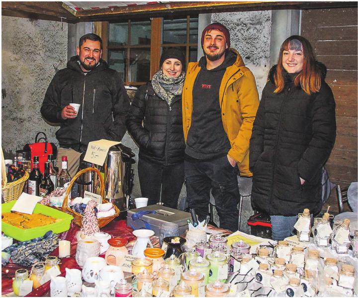 Trotz regnerischem Wetter war die Laune der Standbetreibenden gut. Bild: Brigitte Kunz-Kägi