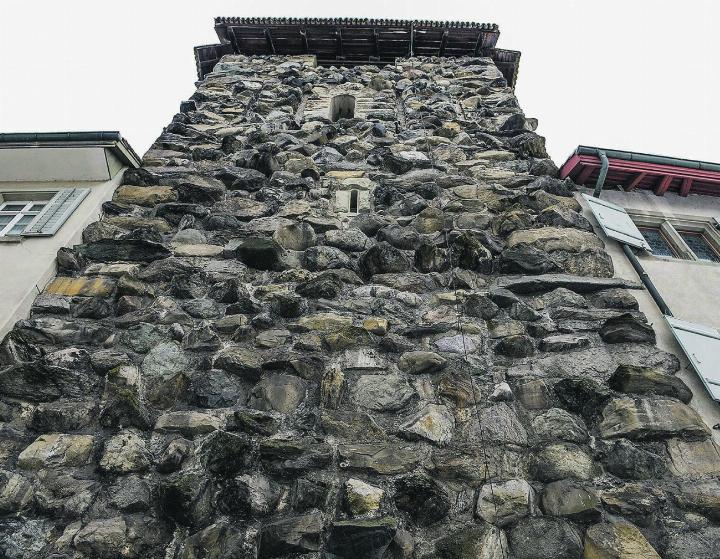 Der Wehrturm in Frauenfeld besteht aus Findlingen der letzten Eiszeit. Bild: zVg