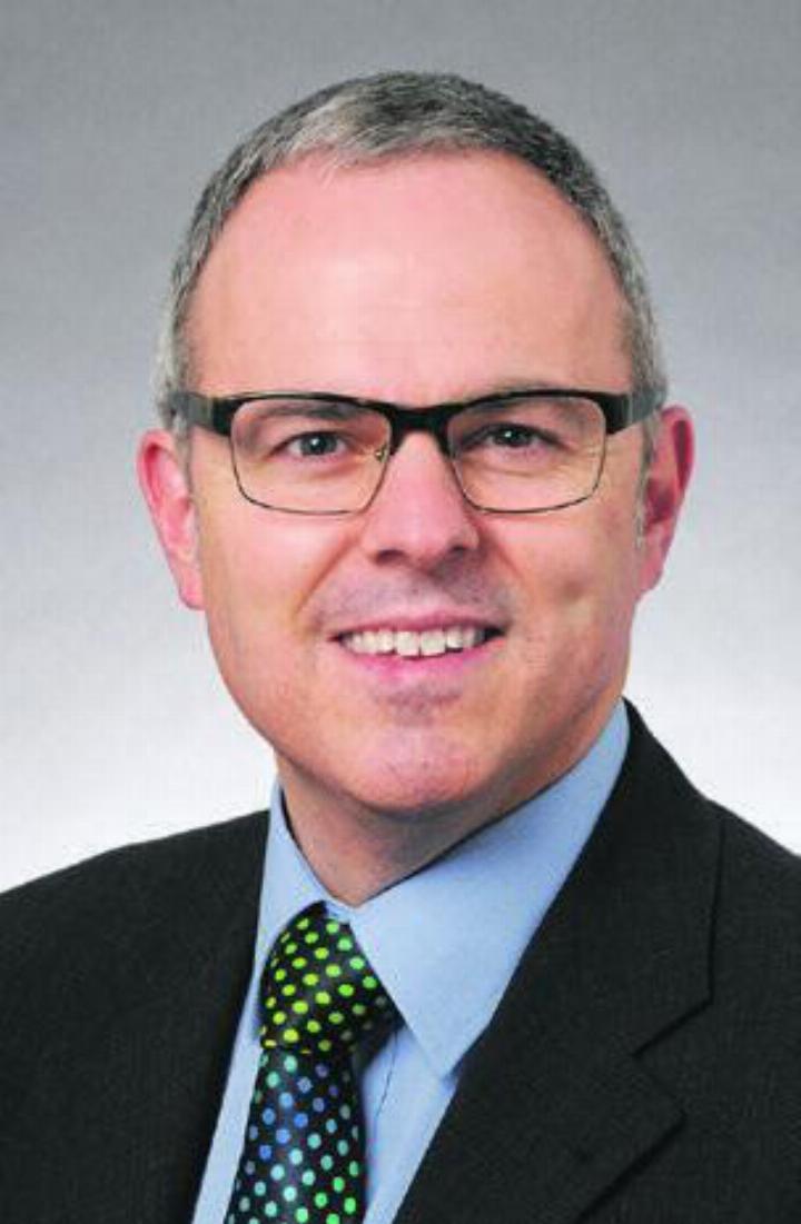 Dr. Roman Engeler