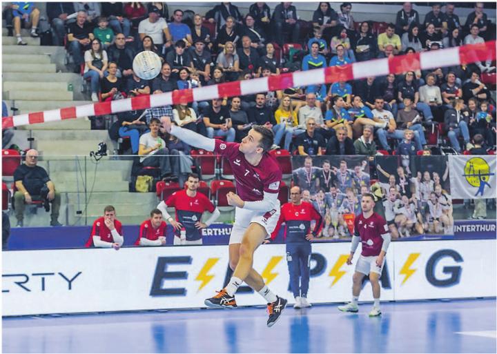 Die Oberentfelder Männer starten als Titelverteidiger und gehören erneut zu den Favoriten im Meisterrennen . Bild: Fabio Baranzini / Swiss Faustball