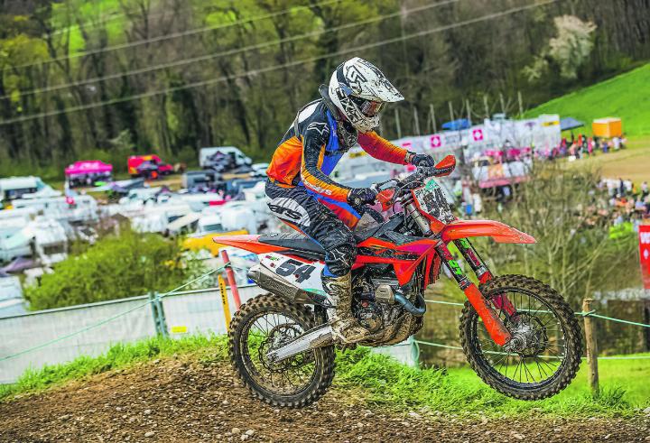 Marcel Götz aus Guntershausen gilt als Favorit der Seniorenklasse am Motocross Schlatt. Bild: Philippe Weber